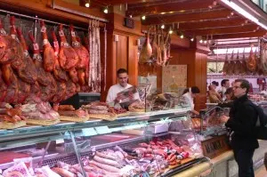 A picnic from the mercado central in Valencia