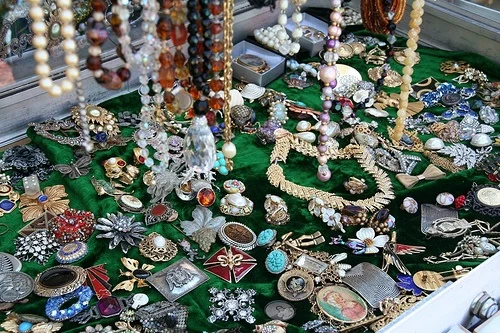 Brooklyn Flea Market in New York Photo: sweetjessie of Flickr