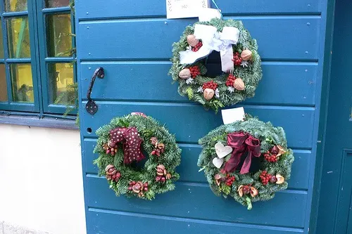 Christmas wreaths at Kronhuset in Gothenburg, Sweden Photo: Heatheronhertravels.com