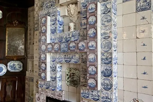 Dining Room at Hauteville House, Guernsey Photo: Chris George