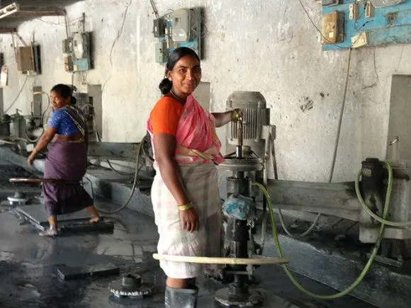 Stone polishing factory in Andhra Pradesh, India Photo: Heatheronhertravels.com