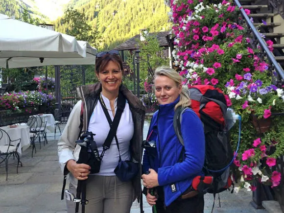 Setting off on the tour de Mont Blanc outside Hotel Villa Novecento, Courmayeur Photo: Heatheronhertravels.com