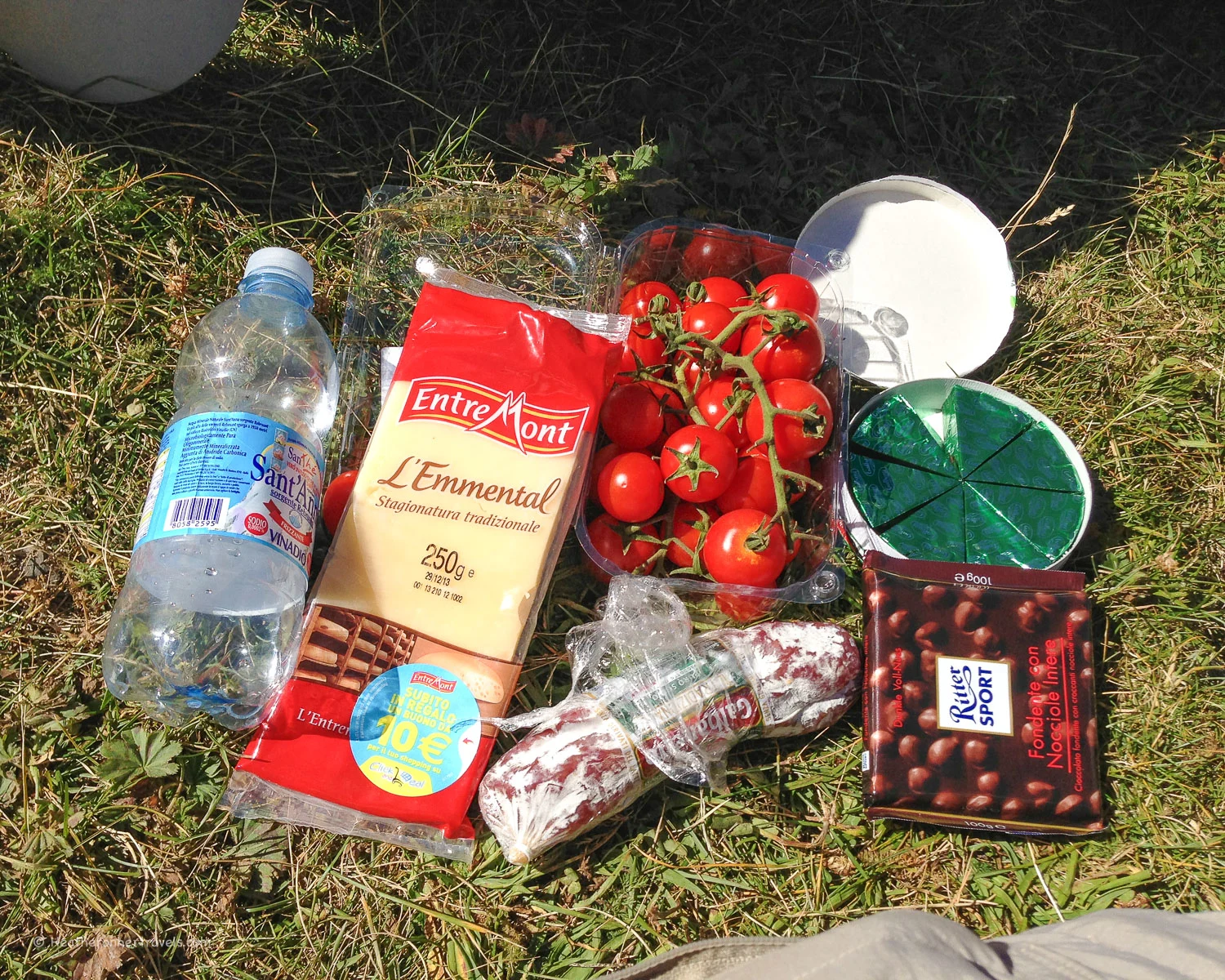 The perfect picnic spot on the Tour de Mont Blanc above Courmayeur