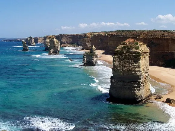 The Twelve Apostles Photo: M Kuhn of Flickr