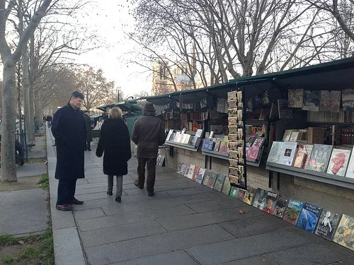 Book sellers along the Seine in Paris Photo: Heatheronhertravels.com