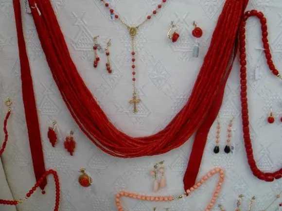 Coral jewellery on sale in Alghero, Sardinia