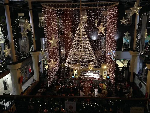 Christmas lights at the Powerscourt Centre in Dublin Photo: Heatheronhertravels.com