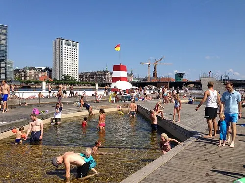 Swimming in the harbour at Islands Brygge Copenhagen Photo: Heatheronhertravels.com