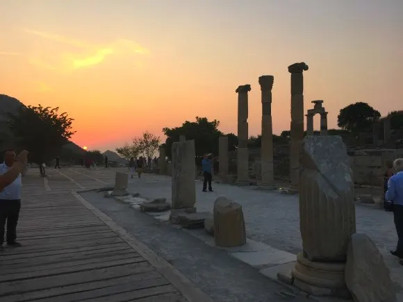 Azamazing evening at Ephesus with Azamara Club Cruises Photo: Heatheronhertravels.com