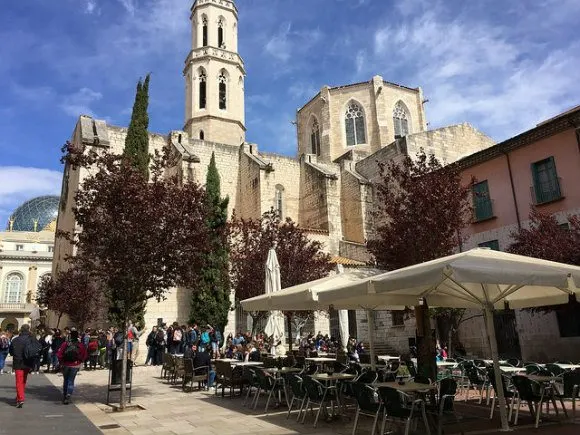 Dali Museum in Figueres Costa Brava heatheronhertravels.com