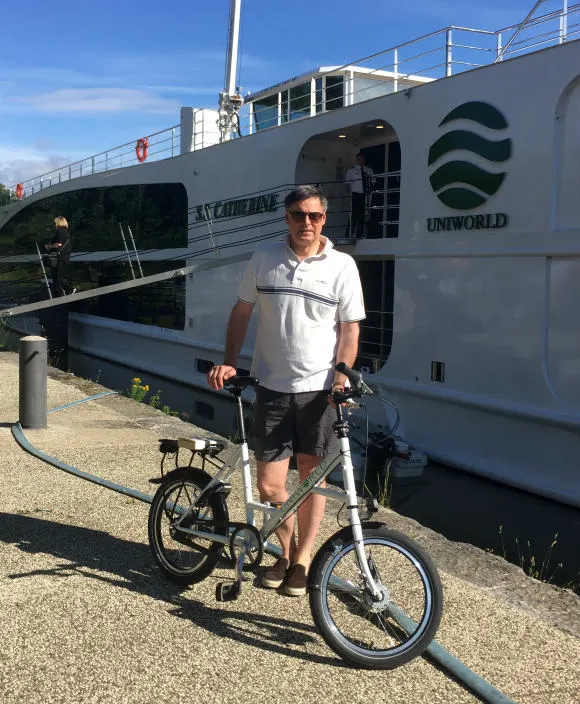 Guy tries out the Uniworld bikes Photo: Heatheronhertravels.com