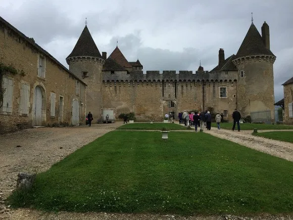 Wine tasting at Chateau Rully near Beaune in Burgundy Heatheronhertravels.com