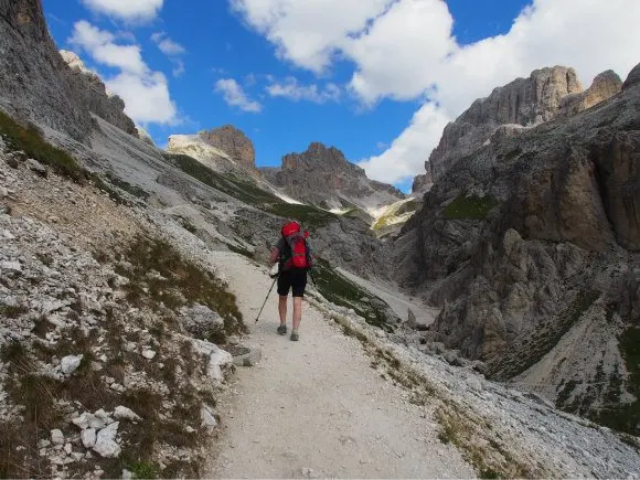 Hiking in the Rosengarten Photo: Heatheronhertravels.com