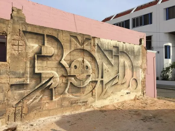 StreetArt Aruba San Nicholas - by Bond Truluv from Germany Photo: Heatheronhertravels.com