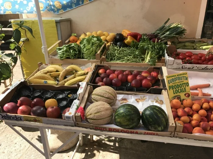 Fruit stall in Porta Azzuro Elba Photo: Heatheronhertravels.com