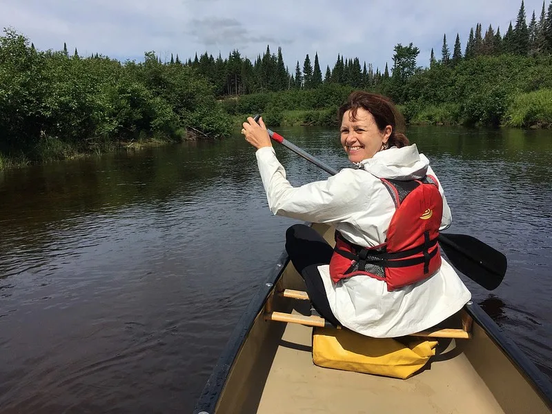 Kayak in Canada photo: Heatheronhertravels.com