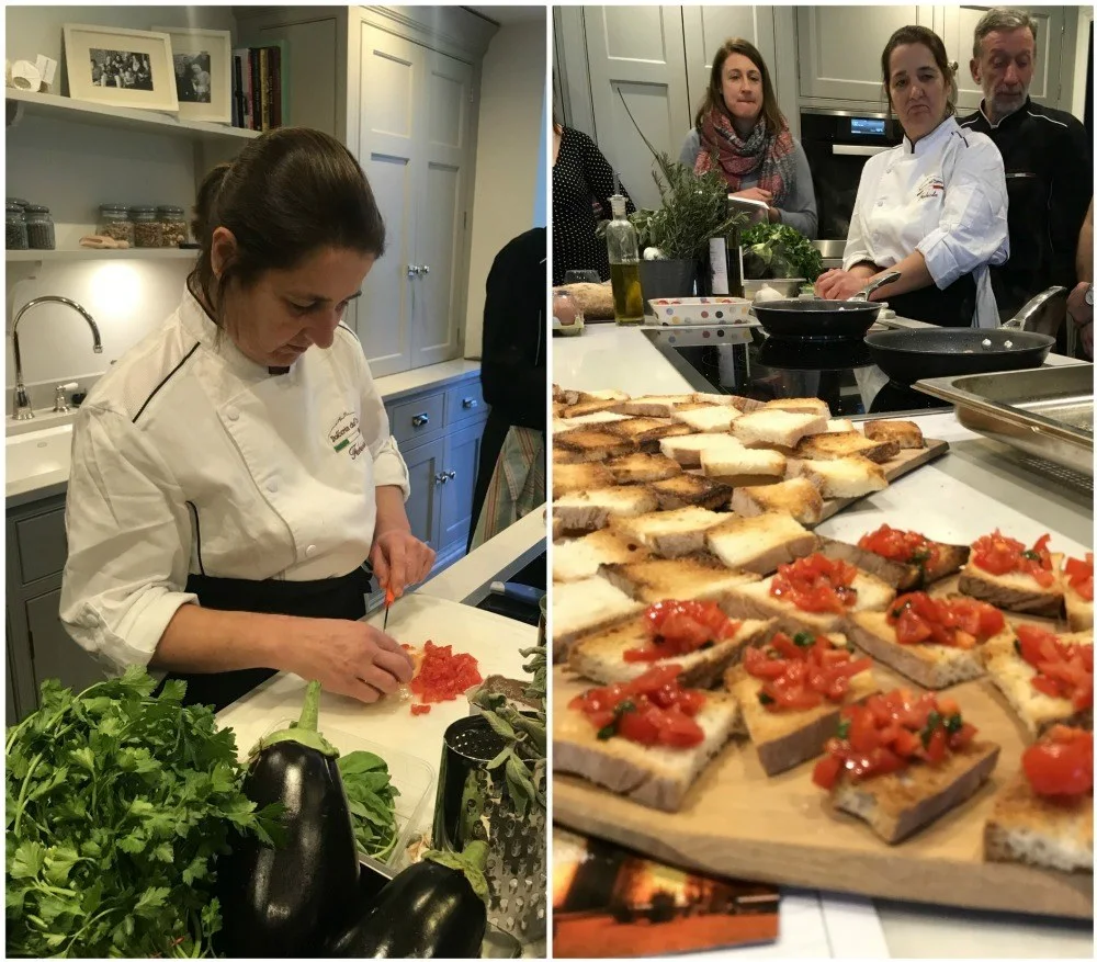 Tuscany food - Bruschetta at the Turcany cookery workshop Bookingforyou