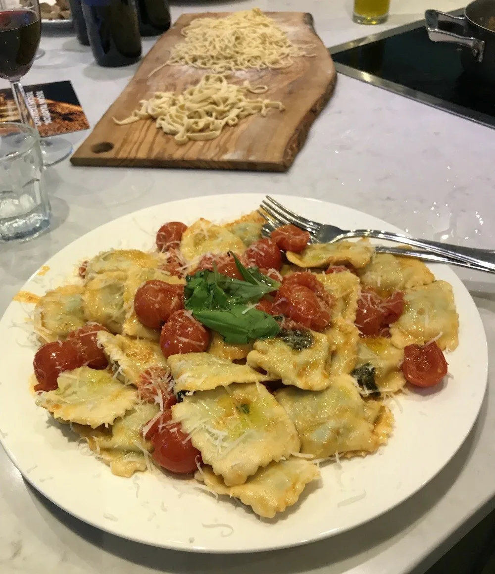 Tuscany food - Ravioli Tuscany recipes Bookgsforyou