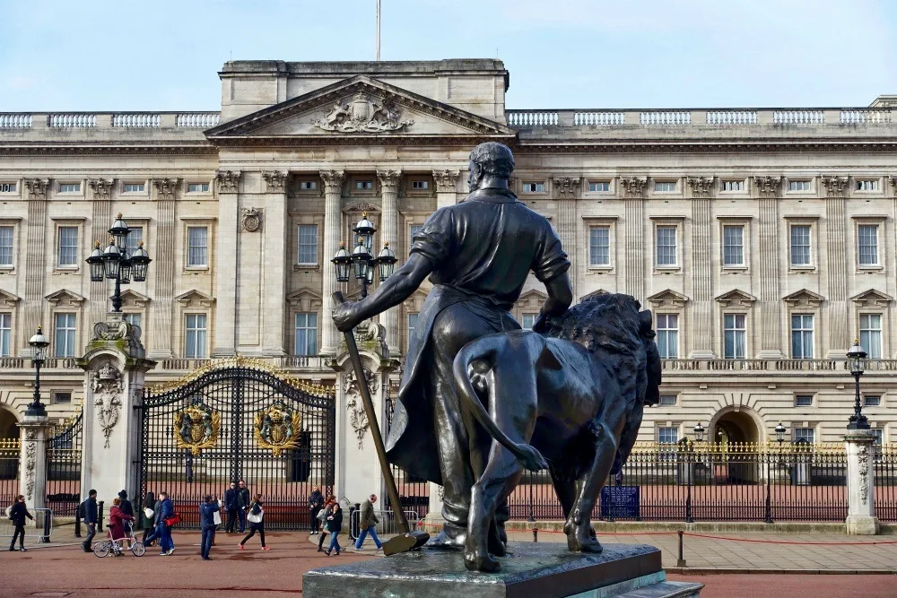 Buckingham Palace London