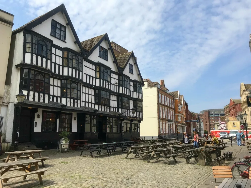 Llandoger Trow in Bristol Photo Hreatheronhertravels.com