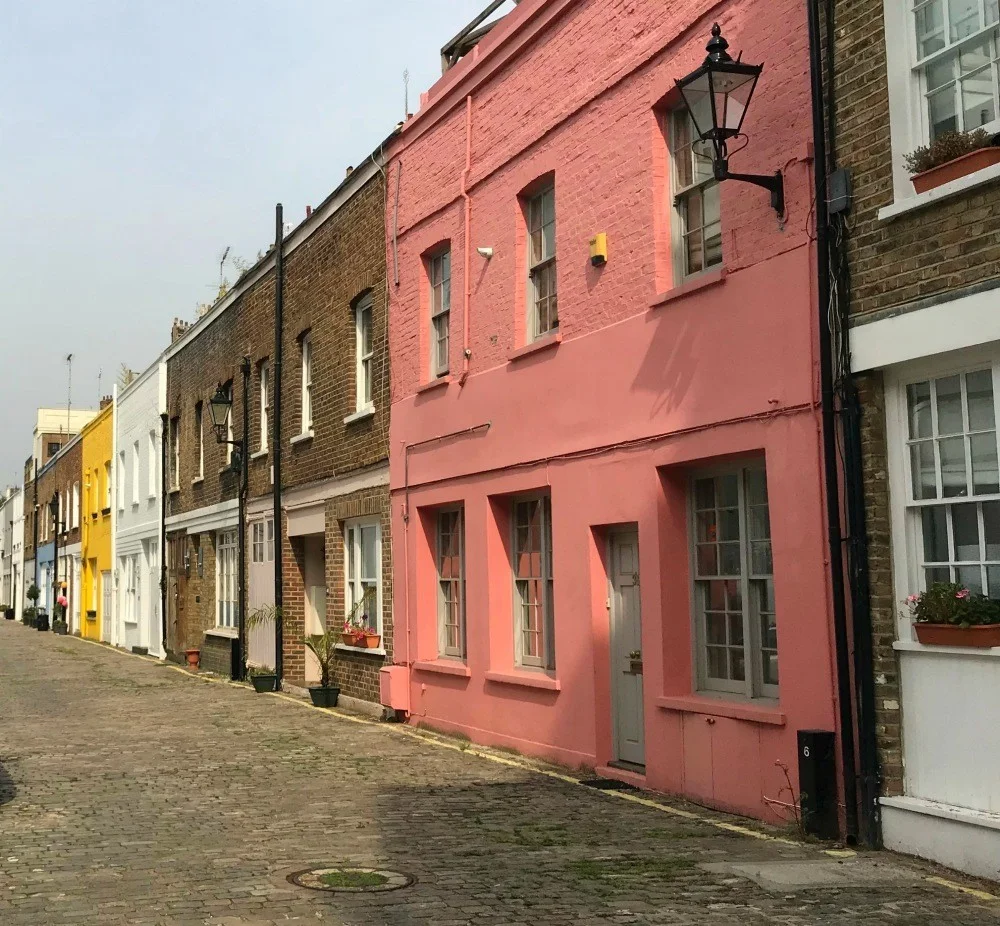 Things to do around Paddington - Mews houses in Paddington Photo Heatheronhertravels.com