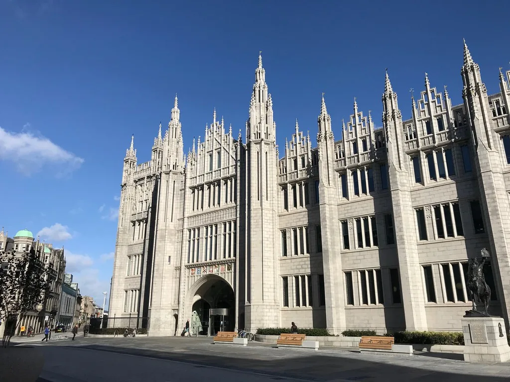 Marischal College Aberdeen - weekend in Aberdeen