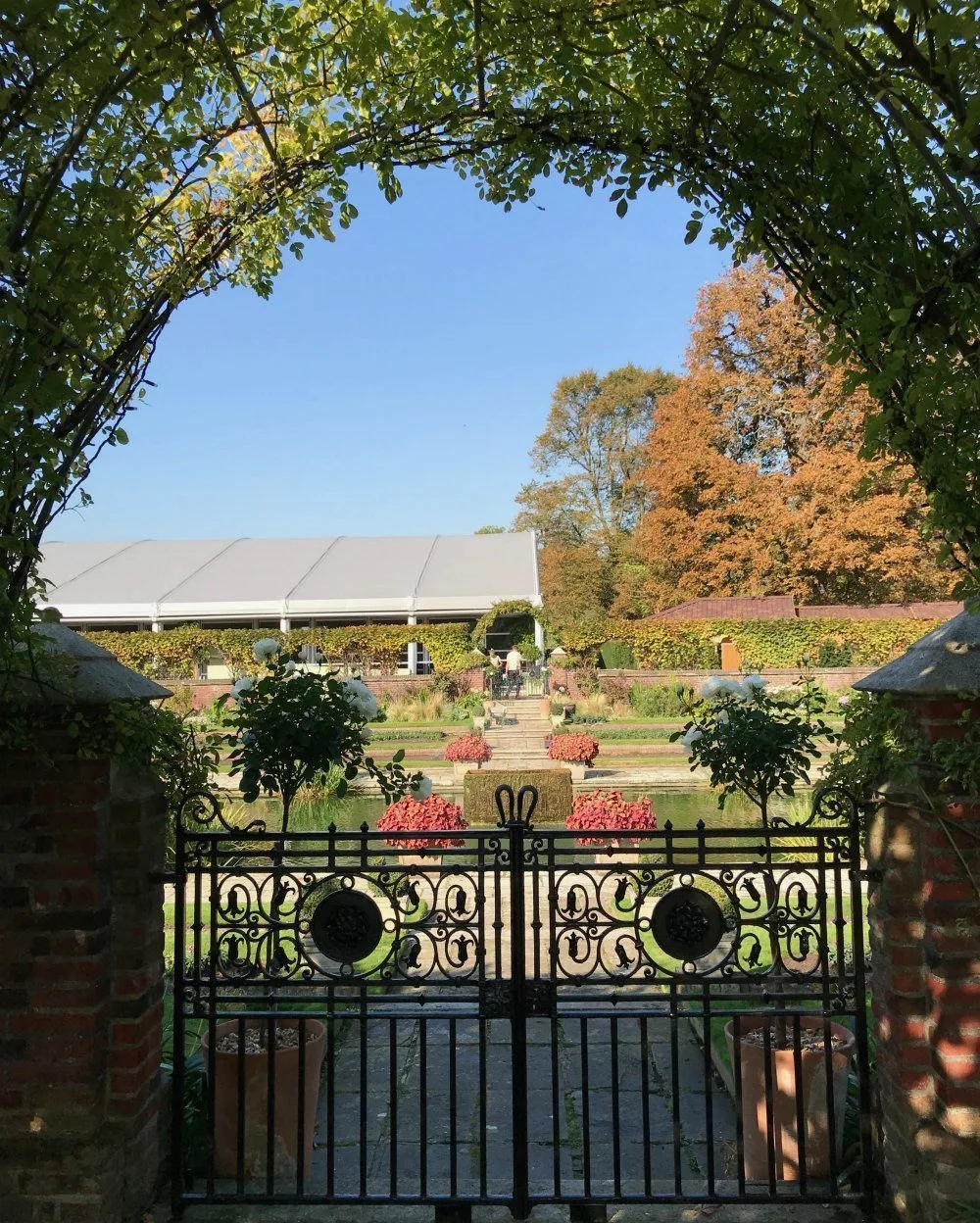 Sunken garden at Kensington Palace, London Photo: Heatheronhertravels.com