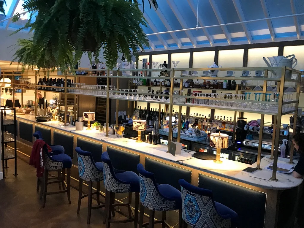 Bar at Richmond Harbour Hotel Photo Heatheronhertravels