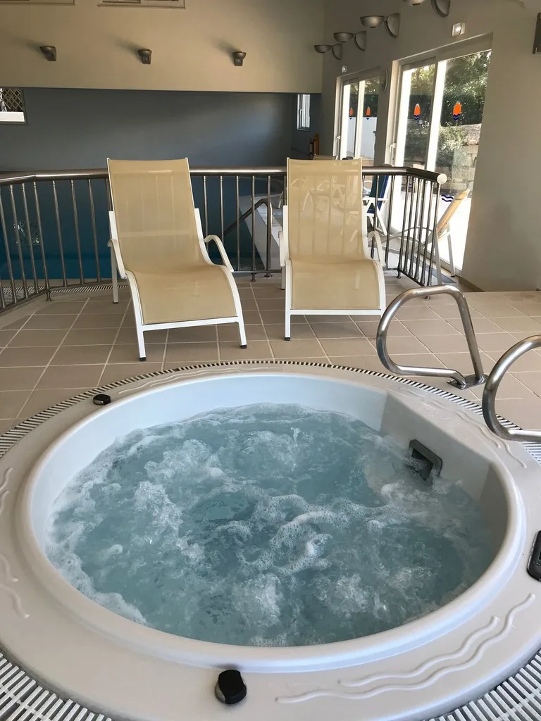 Jacuzzi at Quinta do Lago Country Club luxury Algarve apartments Photo Heatheronhertravels.com