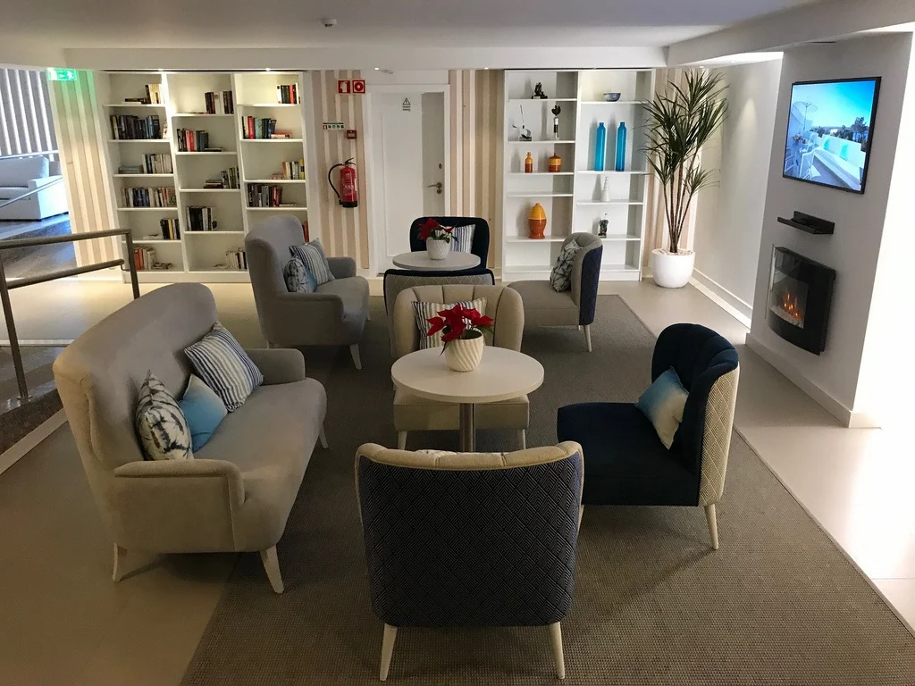 Library at Quinta do Lago Country Club apartments Quinta do Lago Photo Heatheronhertravels.com