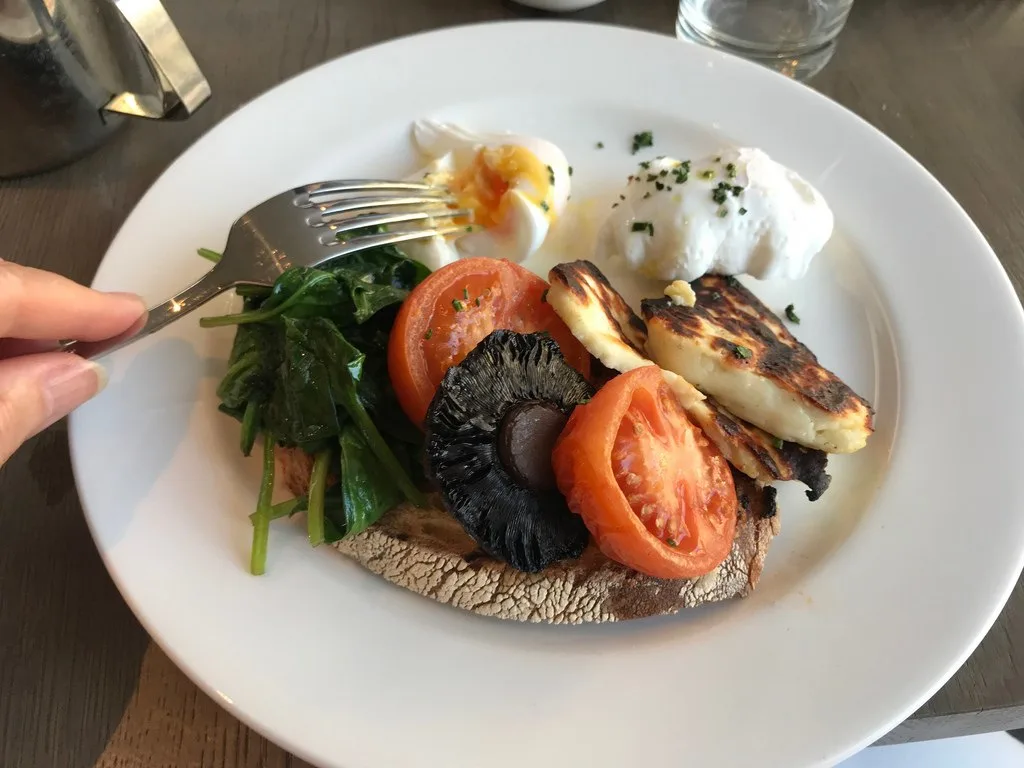 Veg breakfast at Richmond Harbour Hotel