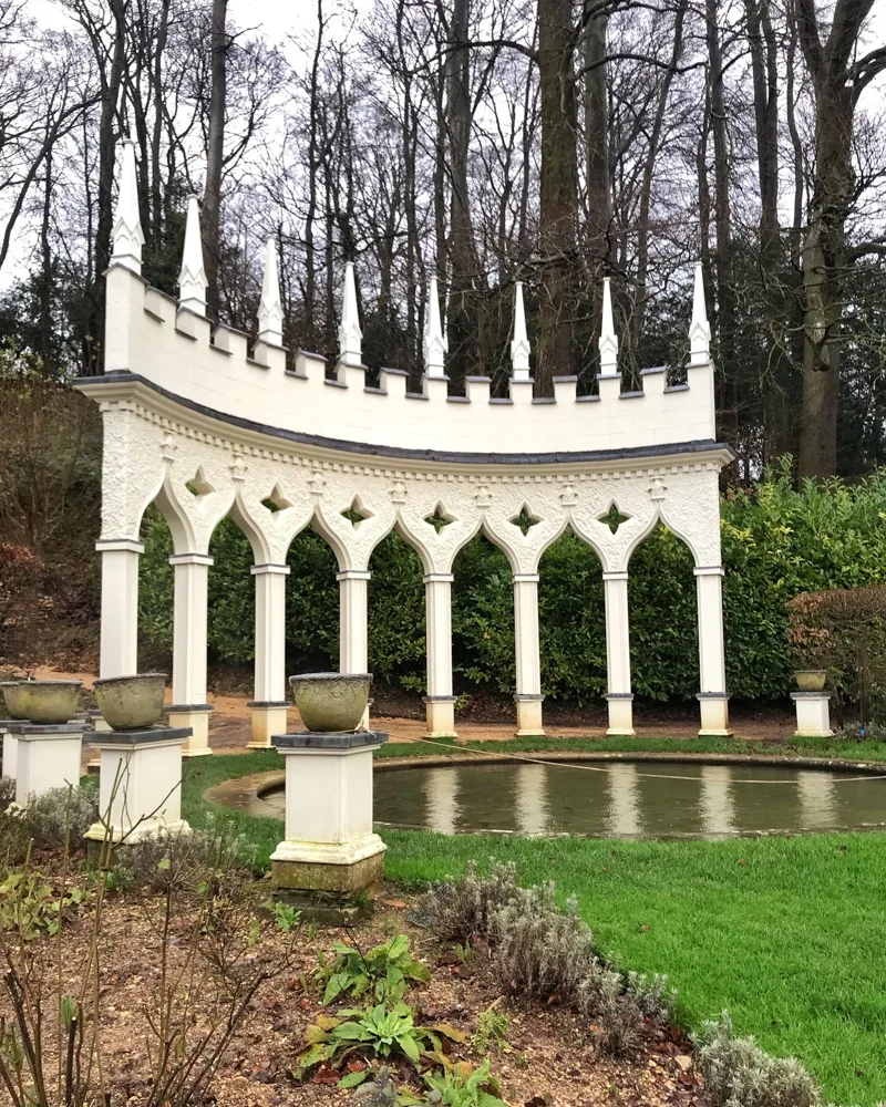 Exedra at Painswick Rococo Gardens in the Cotswolds Photo: Heatheronhertravels.com