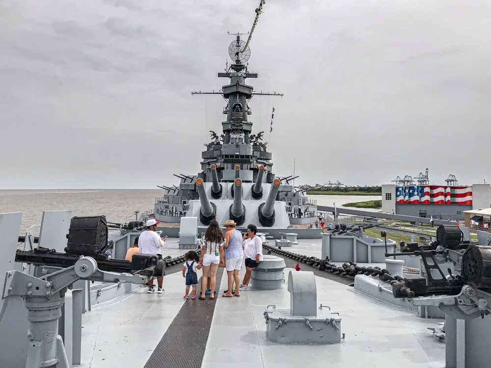 USS Alabama in Mobile, Alabama Photo: Heatheronhertravels.com