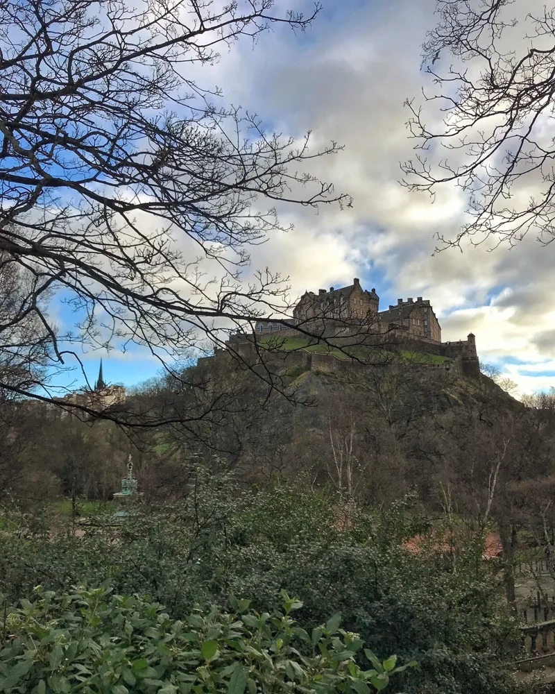 Edinburgh Castle Photo Heatheronhertravels.com