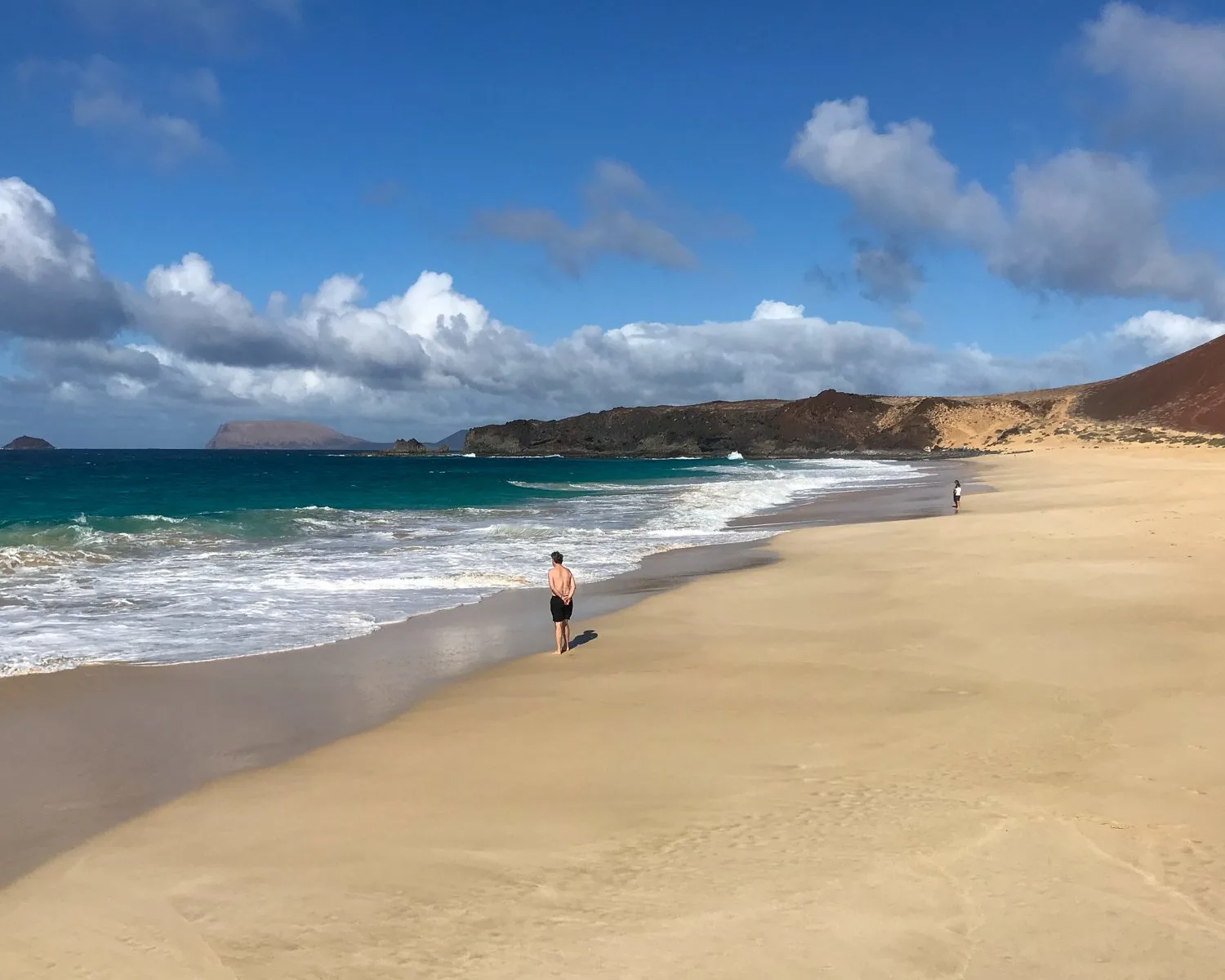 Playa de las Conchas - Graciosa day trip from Lanzarote Photo Heatheronhertravels.com