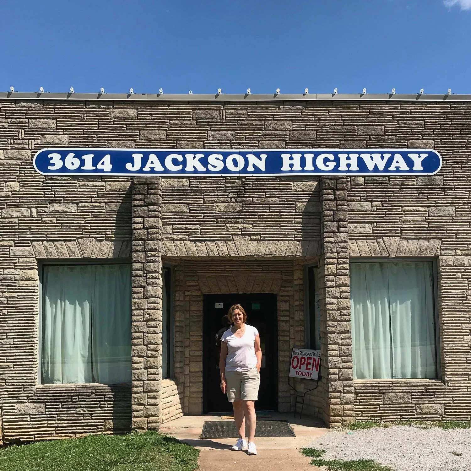 Visit Muscle Shoals Alabama - music history and more!