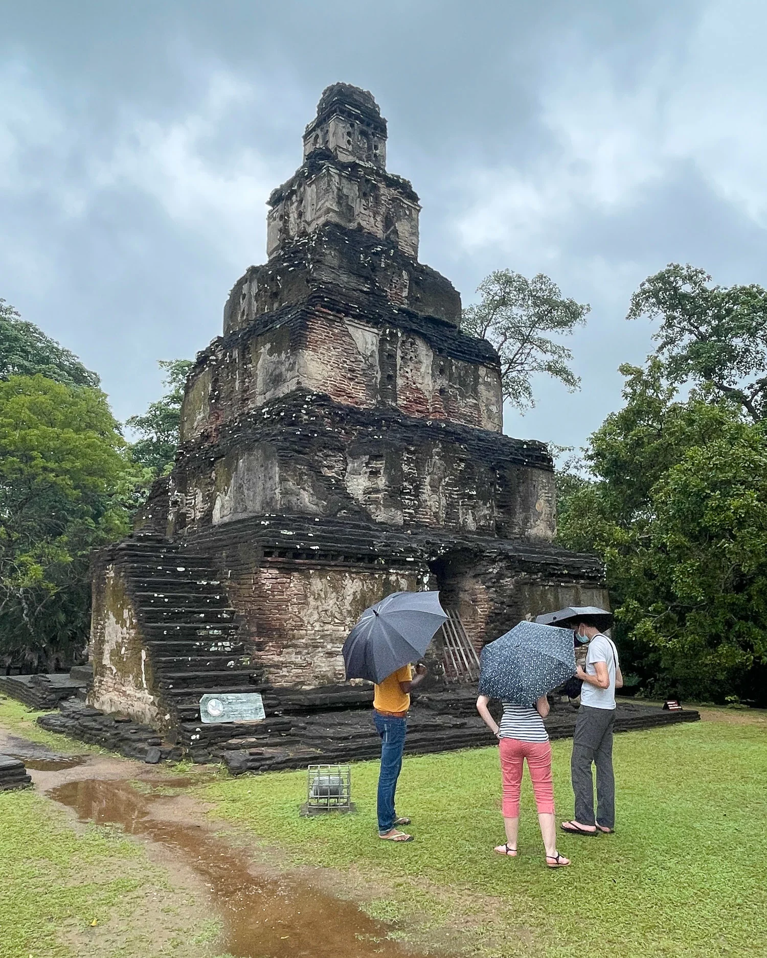 Rainy weather in Sri Lanka Photo Heatheronhertravels.com