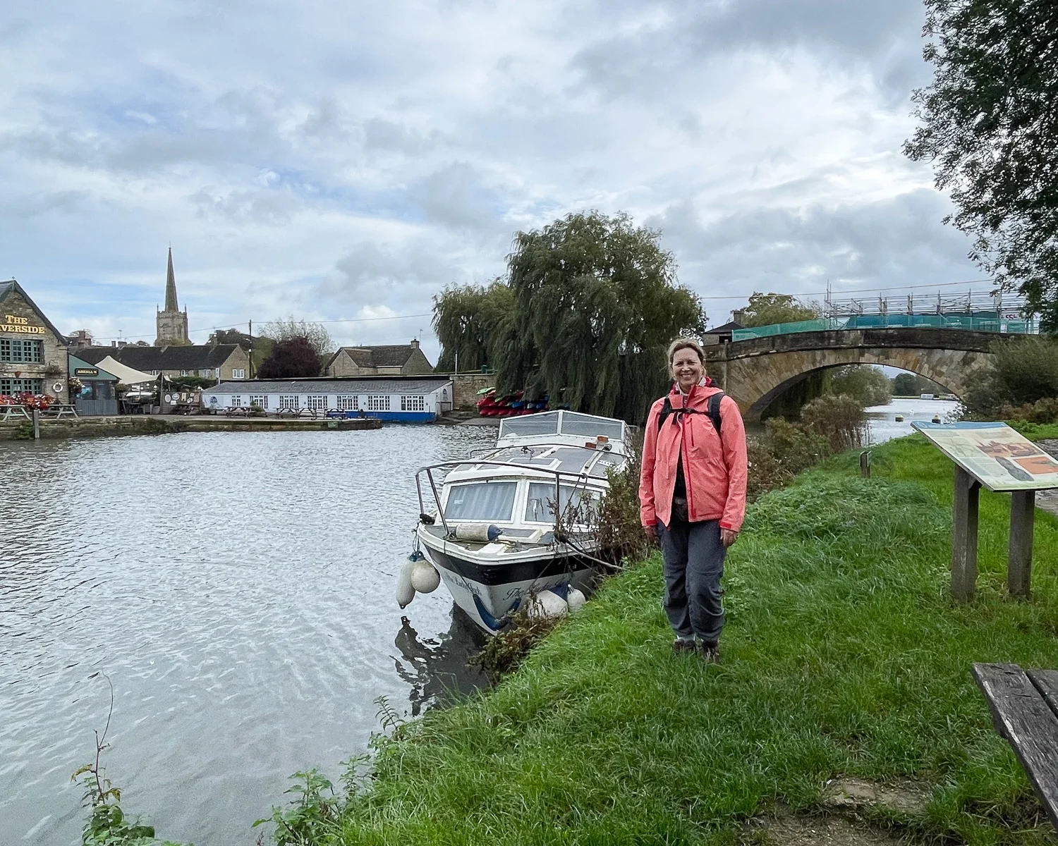 The Thames Path National Trail - Days 1-4 Source to Oxford