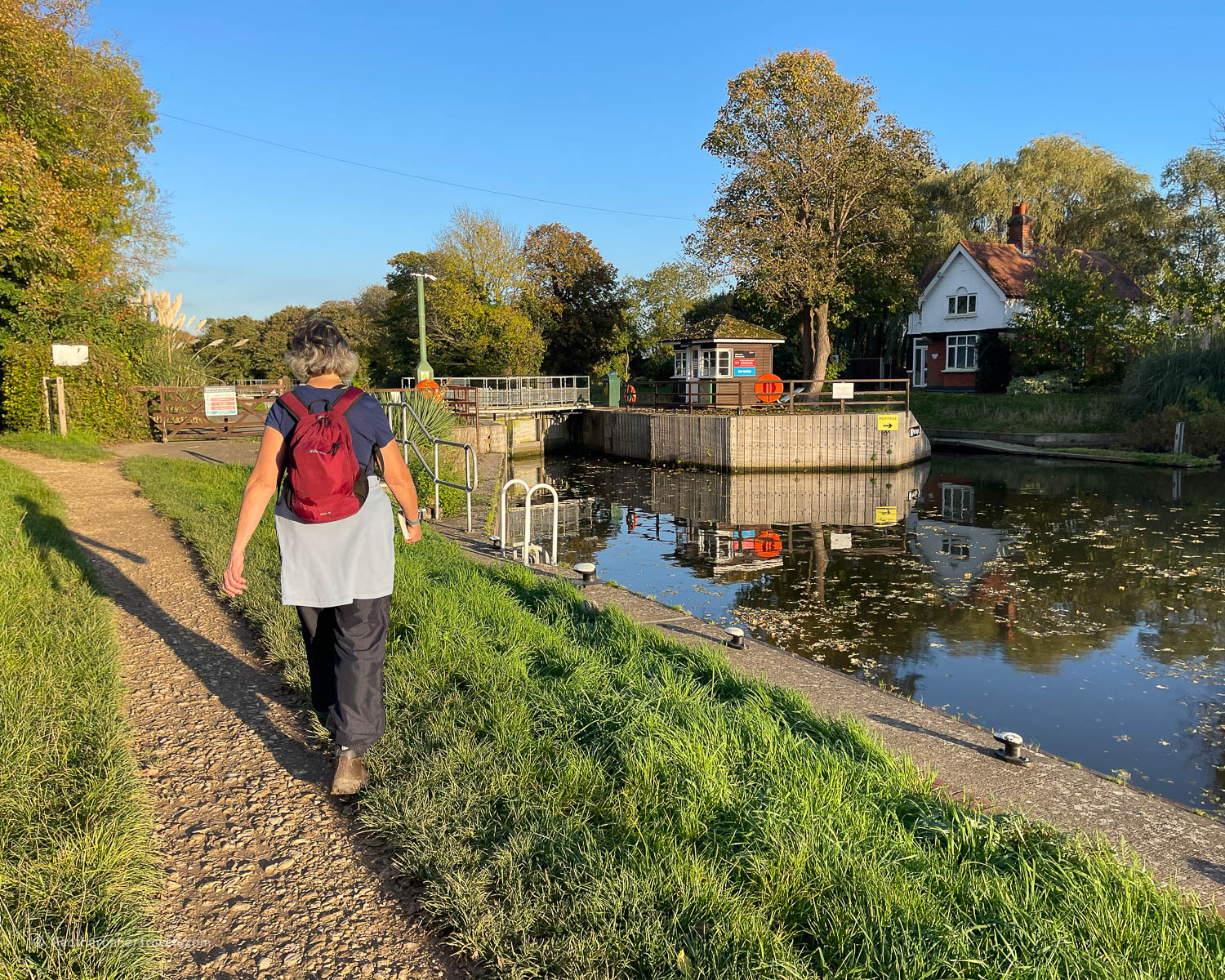 Boveney Lock - Hiking on the Thames Path National Trail Photo_ © Heatheronhertravels.com