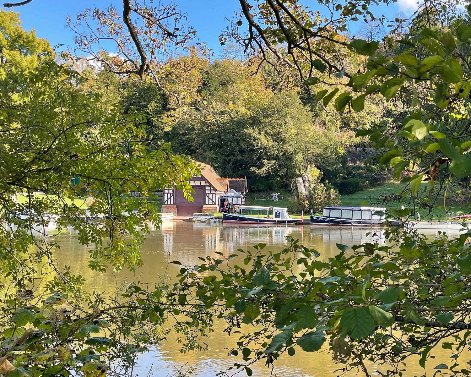 Cliveden Boathouse - Hiking on the Thames Path National Trail Photo_ © Heatheronhertravels.com