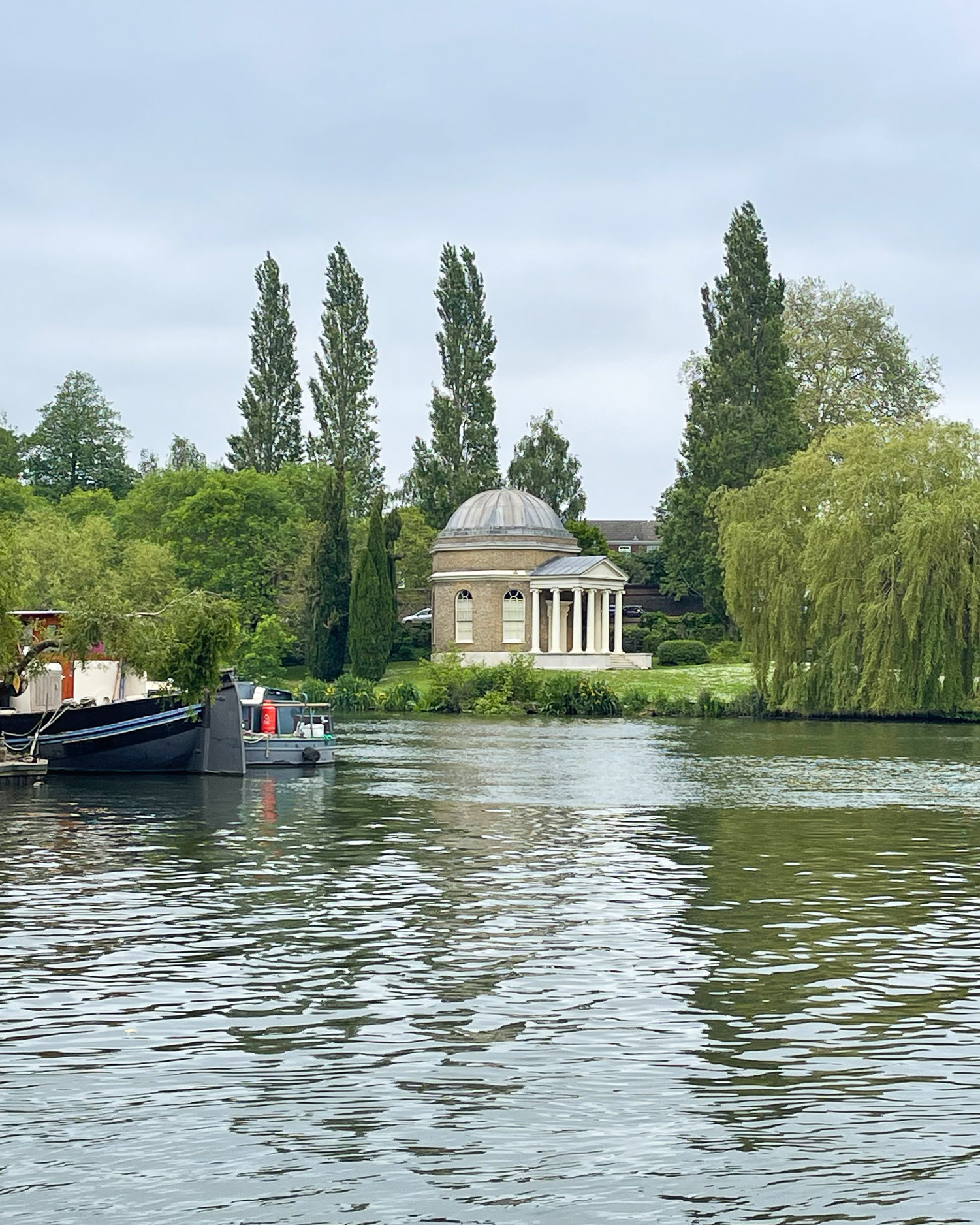 Garrick's Temple Hampton - Thames Path National Trail Photo Heatheronhertravels.com