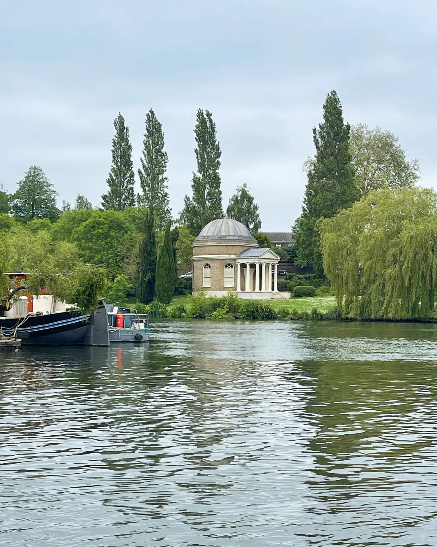 Garrick's Temple Hampton - Thames Path National Trail Photo Heatheronhertravels.com