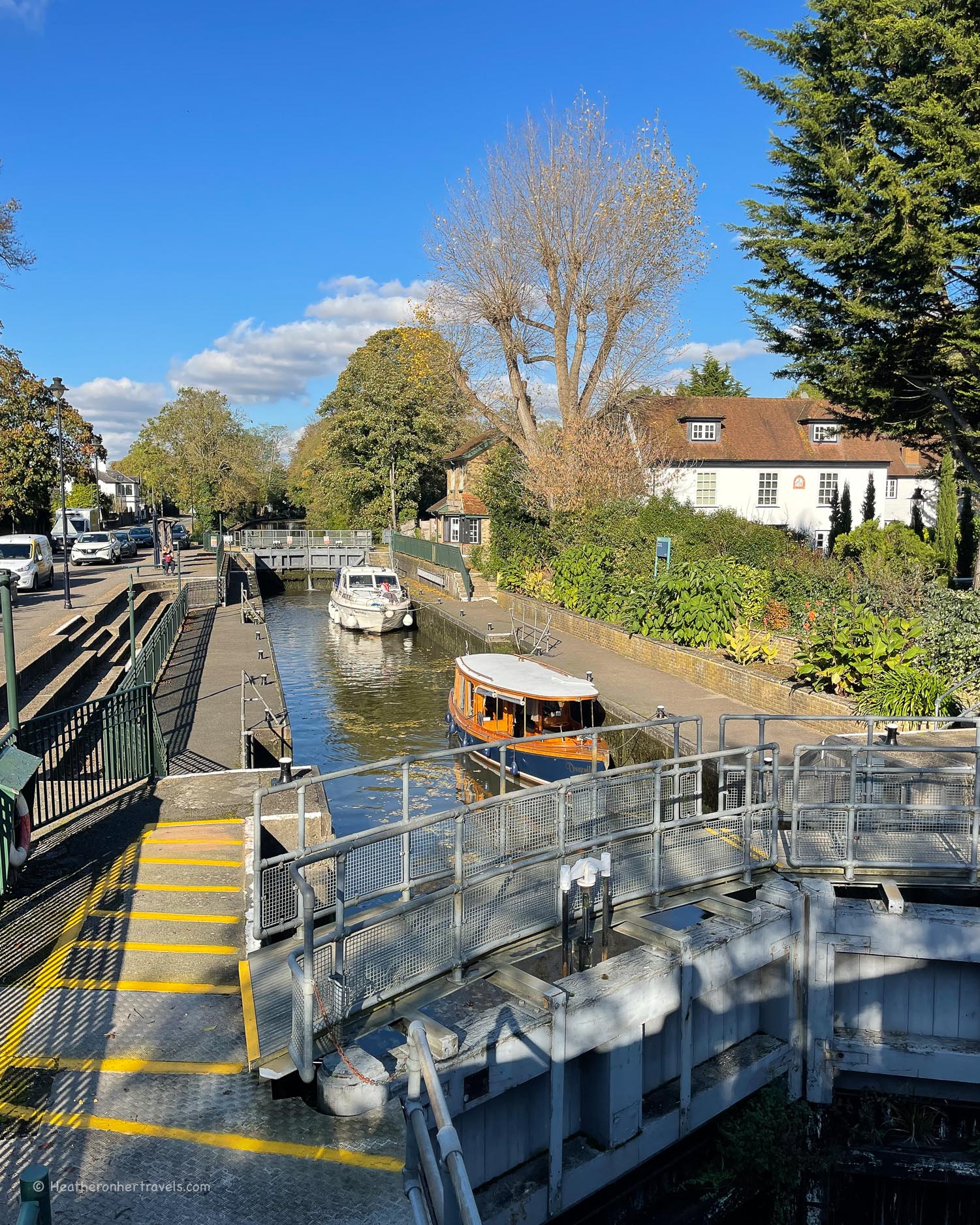 Ray Mill Island Maidenhead - Hiking on the Thames Path National Trail Photo_ © Heatheronhertravels.com