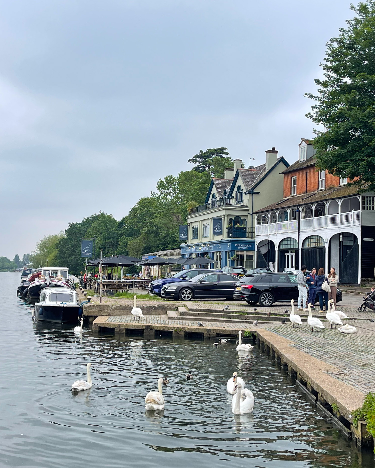 Riverside Pubs at Walton Wharf Thames Path National Trail Photo Heatheronhertravels.com