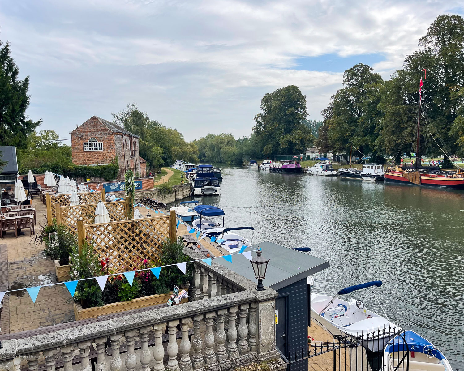 Wallingford Thames Path National Trail © Heatheronhertravels.com