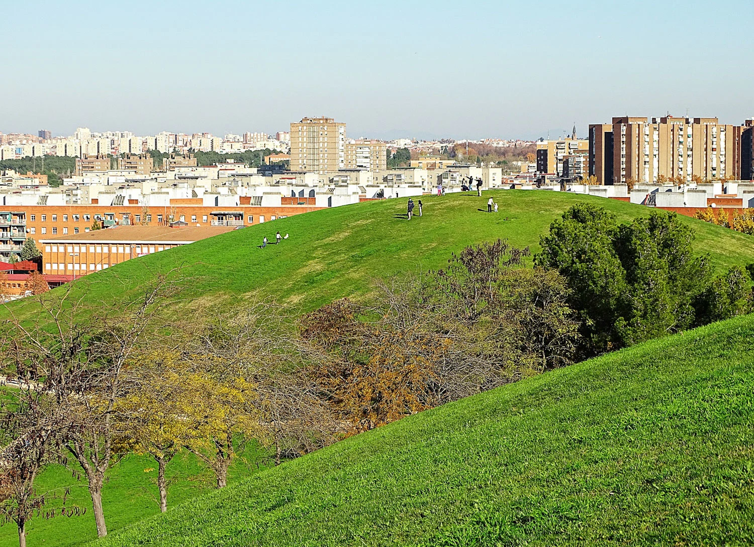 Parque de las Siete Tetas in Madrid by Jose A