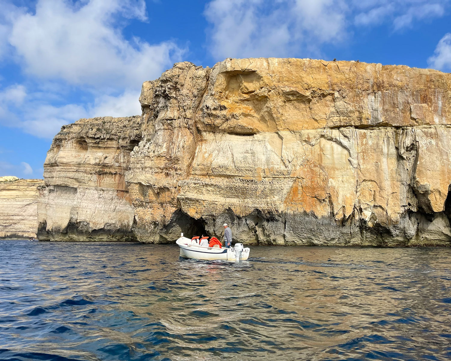 Boat trip in Gozo Dwejra