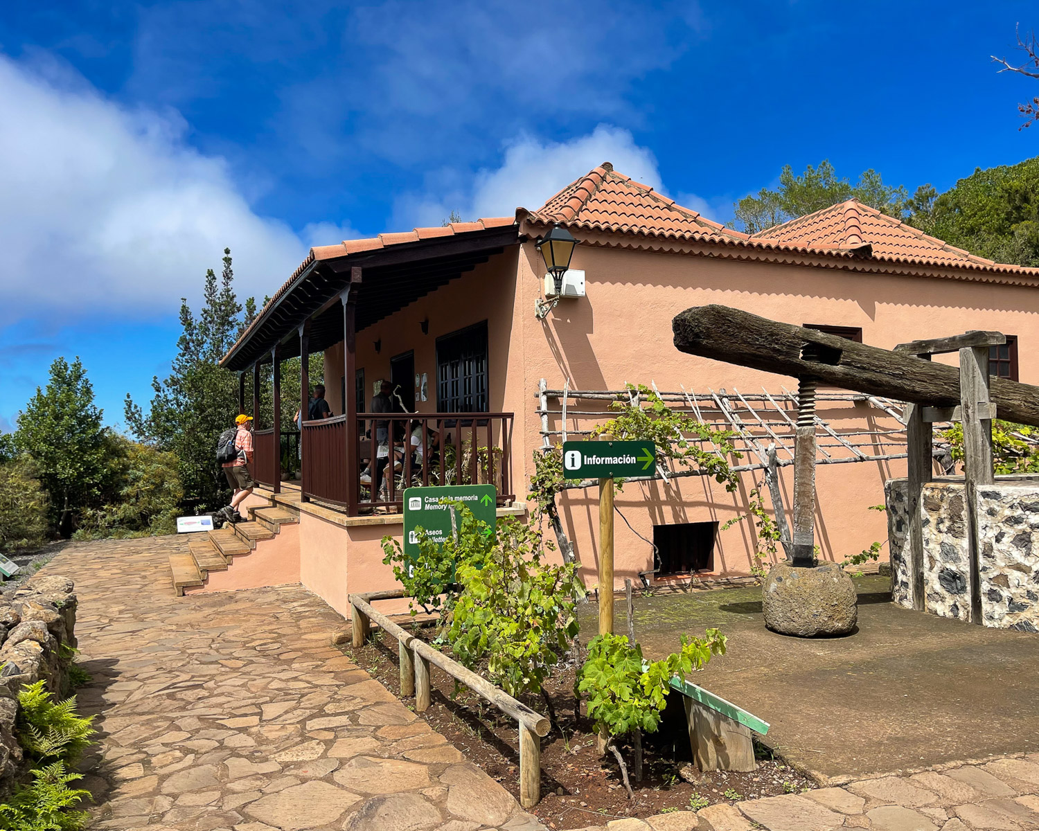 Juego de Bolas La Gomera Photo Heatheronhertravels.com