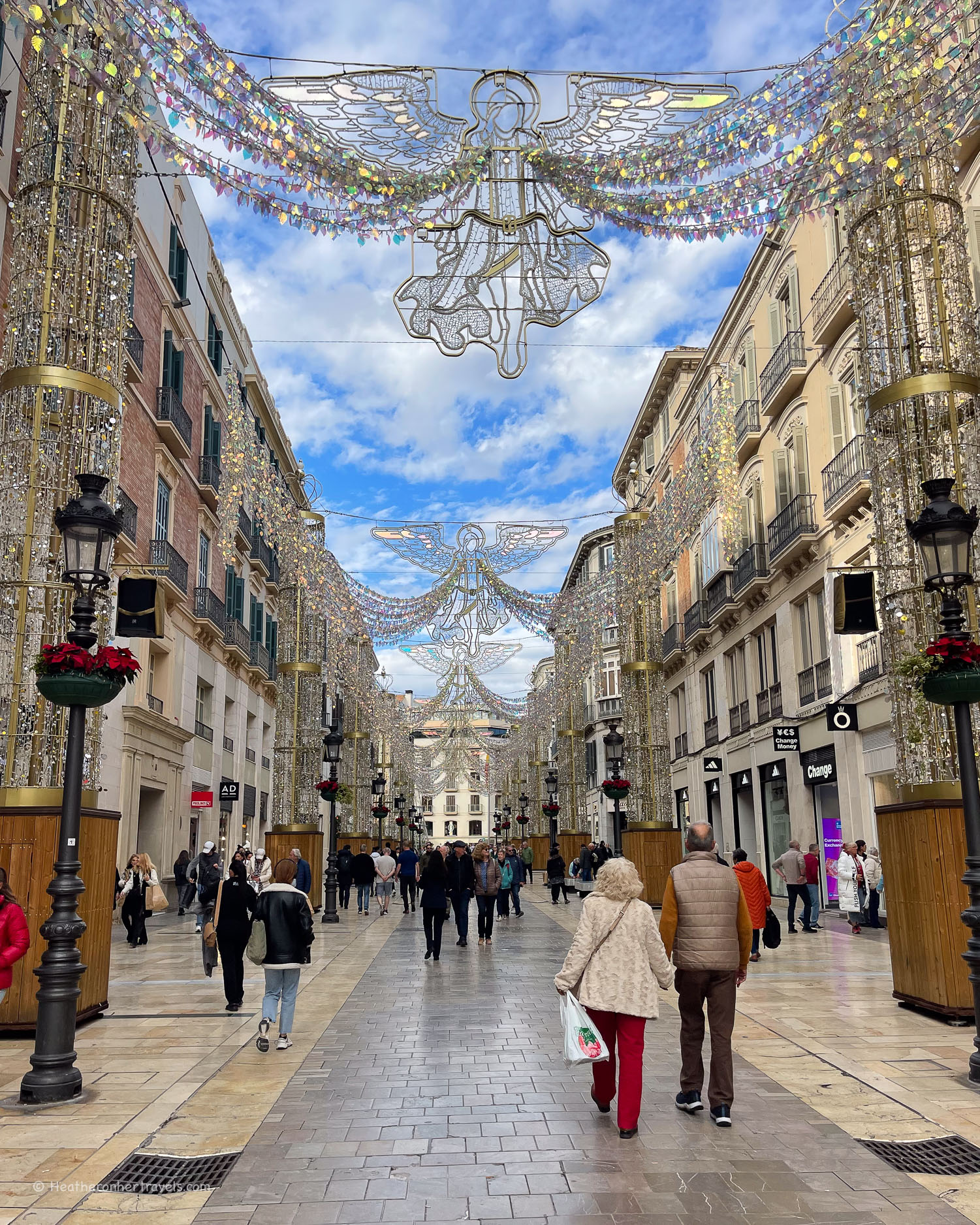 Christmas wreath in Malaga Spain © Heatheronhertravels.com